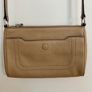 Marc Jacobs - beige crossbody